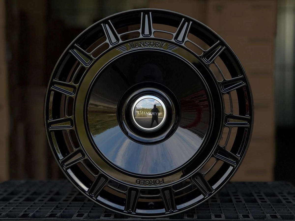 FORGED RR LAND ROVER MRGW368 R22 9.5J ET38 5x120 DIA72.6 GLOSS BLACK