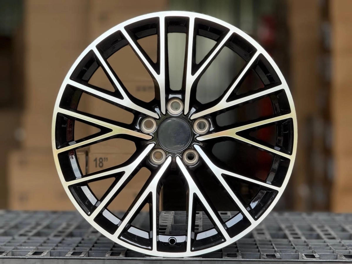 Toyota H3357F FlowForming R18 7J ET42 5x114.3 DIA60.1 GLOSS BLACK FACE