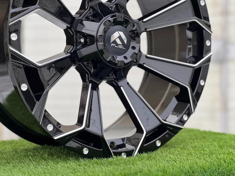 FUEL 8057 R20 9J ET18 6x139.7 DIA110.1 GLOSS BLACK MILLING