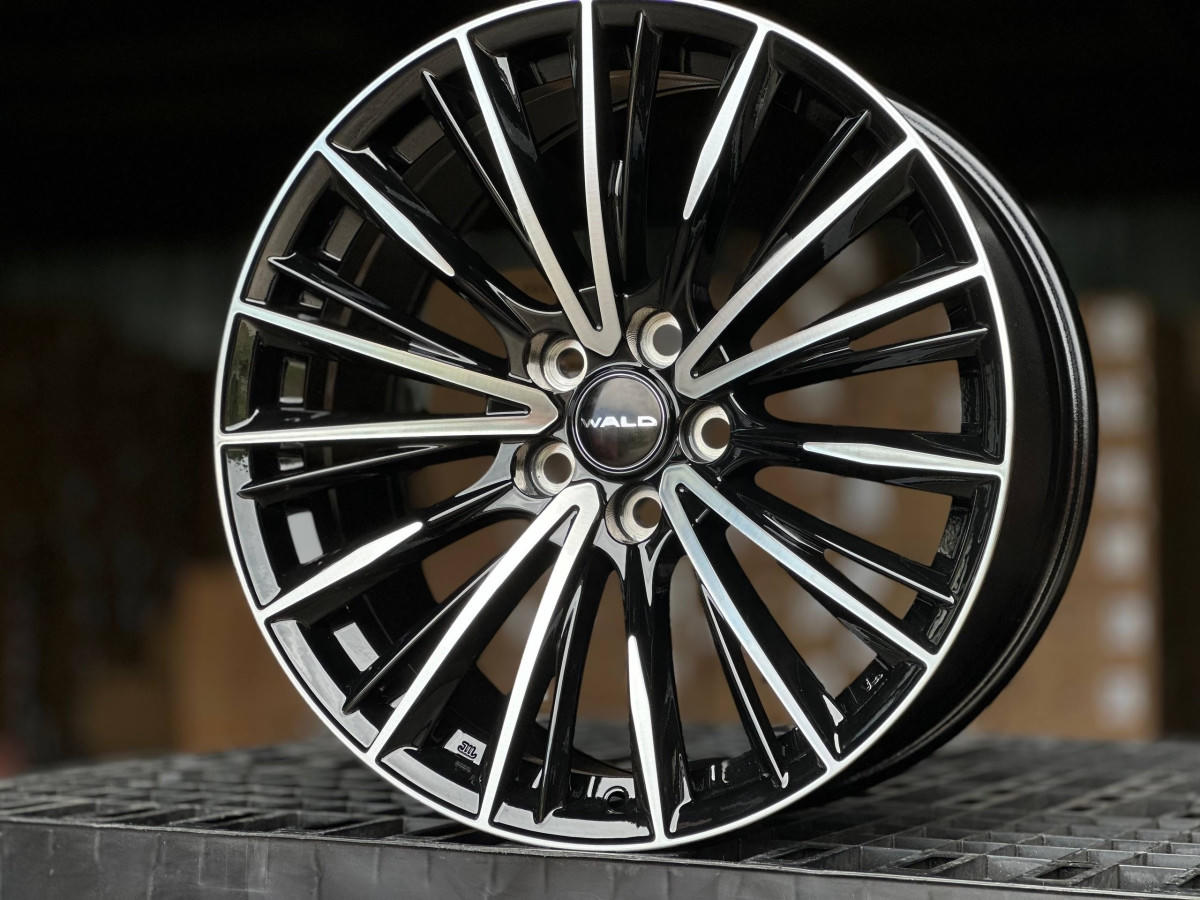 WALD H3101FA FlowForming R19 8.5J ET35 5x114.3 DIA60.1 GLOSS BLACK FACE