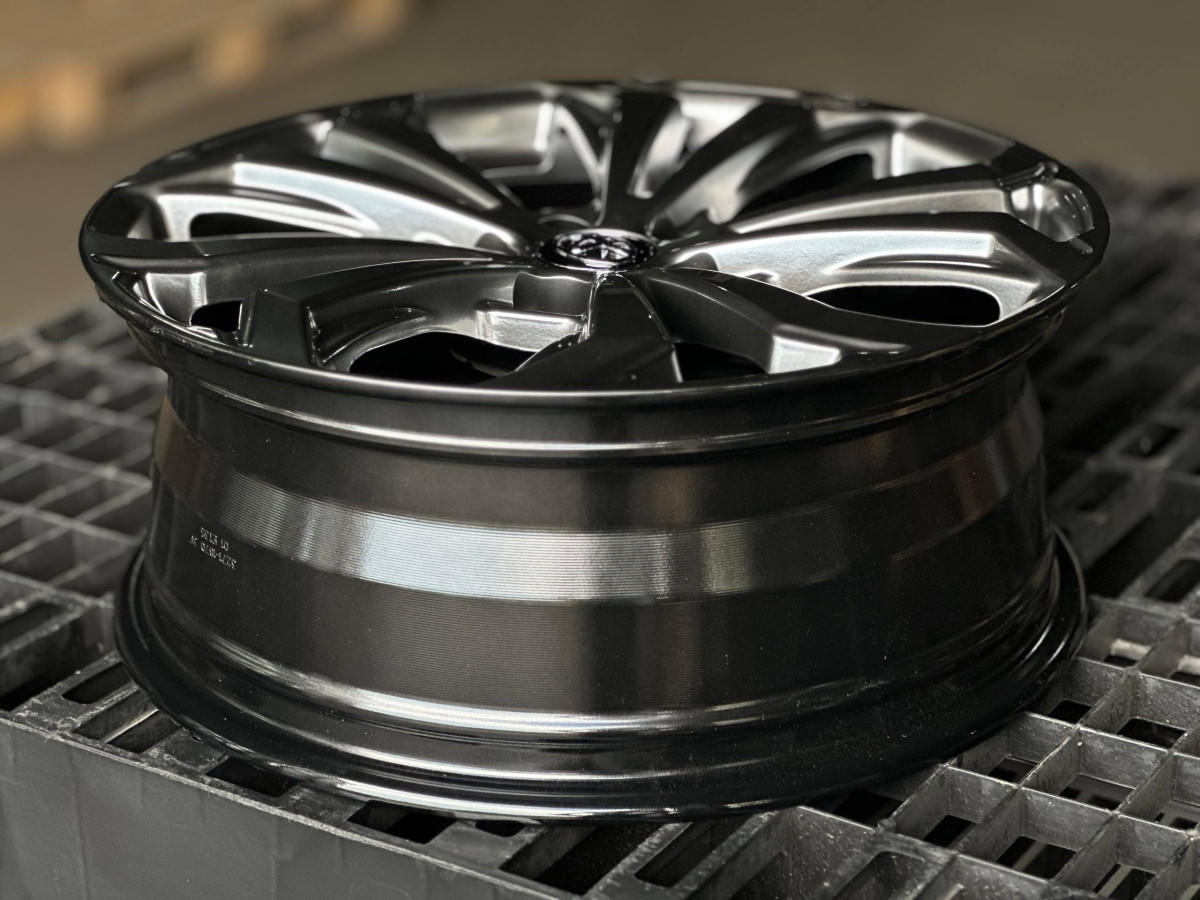 TOYOTA H3271F FlowForming R18 7J ET35 5x114.3 DIA60.1 HYPER BLACK