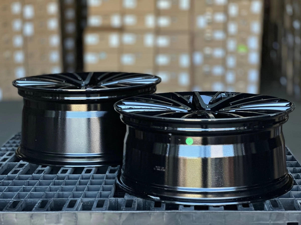MERCEDES AMG H3064F FlowForming R19 8.5, 9....43 5x112 DIA66.6 GLOSS BLACK FACE