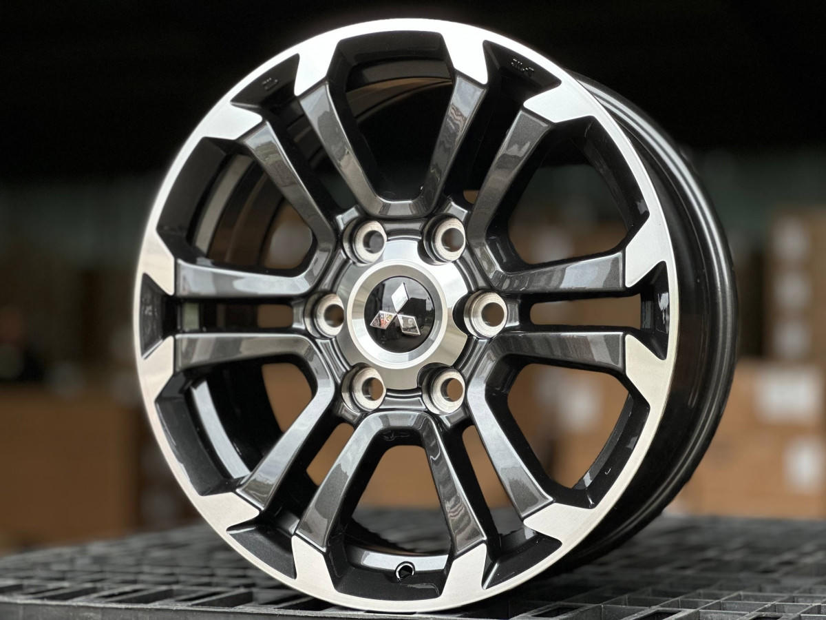Mitsubishi H3259F FlowForming R17 7J ET38 6x139.7 DIA67.1 GREY FACE