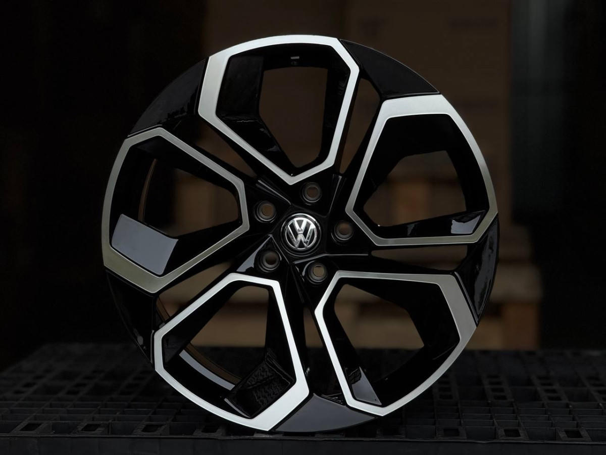 Volkswagen 5561 R19 8.5J ET45 5x112 DIA57.1 GLOSS BLACK FACE